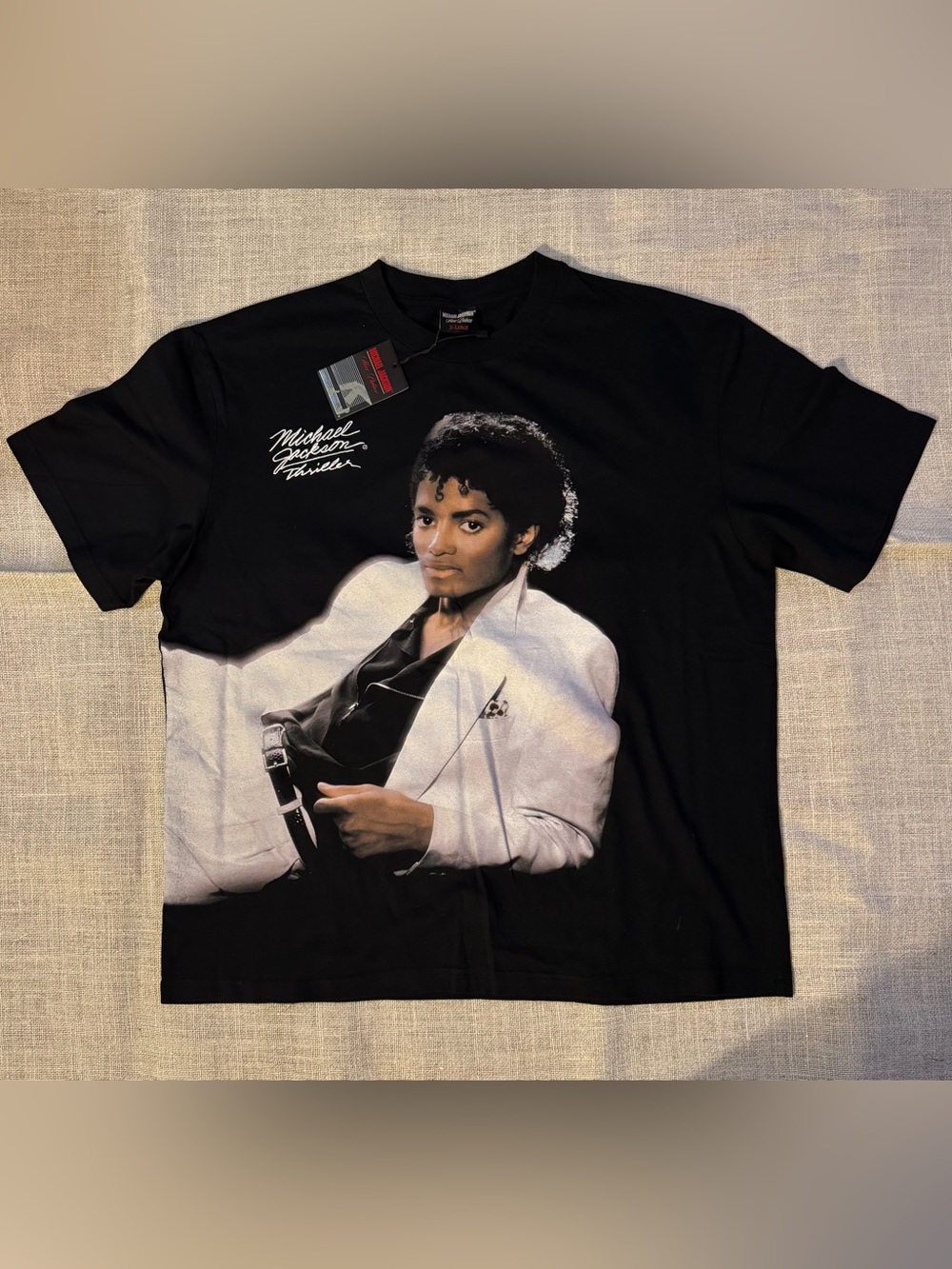 Michael Jackson’s Thriller album Graphic Tee⭐️